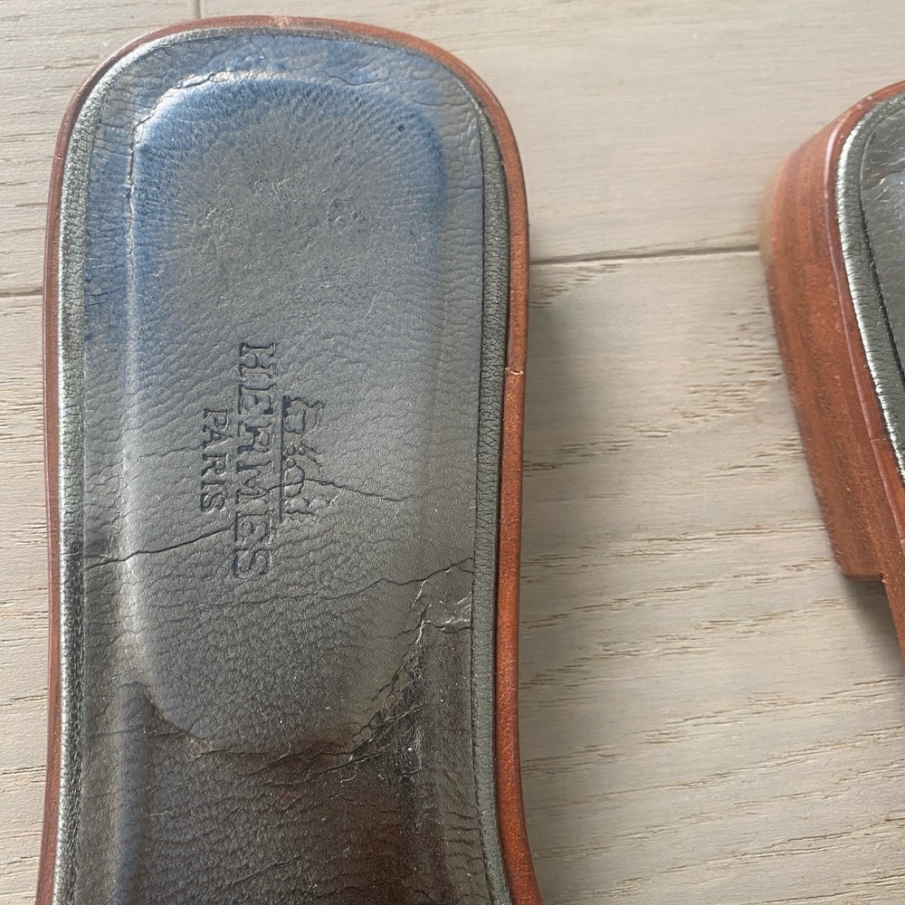 Hermes Oran sandals Silver leather